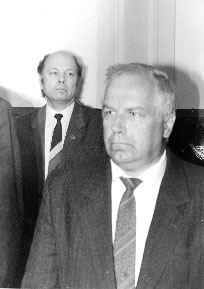 INFO1_4.JPG (13312 BYTES)