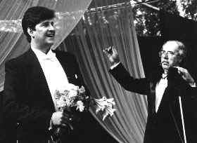 INFO2_1.JPG (17028 BYTES)