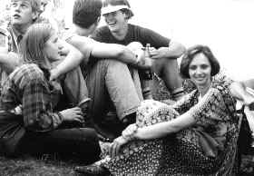 INFO4_2.JPG (9578 BYTES)