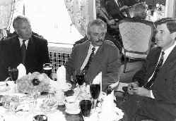 DIP1_8.JPG (16330 BYTES)