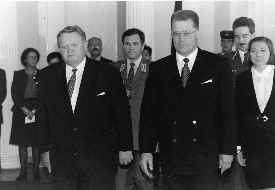 DIP1_2.JPG (12124 BYTES)