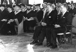 DIP1_5.JPG (16228 BYTES)