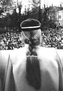 PN1_1.JPG (19515 BYTES)