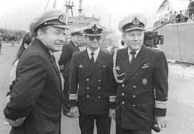 PN1_1.JPG (14865 BYTES)