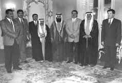 WPE13.JPG (11792 BYTES)