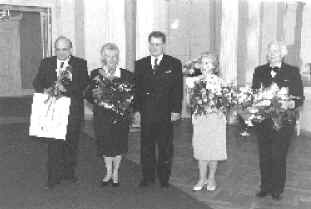 WPE10.JPG (36000 BYTES)