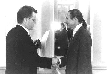 info1a.jpg (9814 bytes)