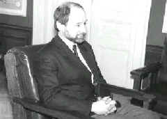 dip3_1.JPG (22758 bytes)