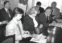 s1_7.JPG (29959 bytes)