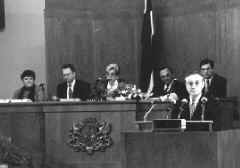 s1_1.JPG (76570 bytes)