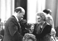 s2_3.JPG (22921 bytes)