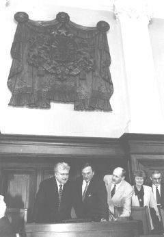 S2.JPG (12977 BYTES)