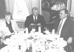 S3.JPG (10026 BYTES)