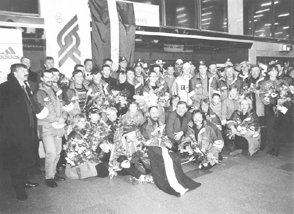 O1.JPG (64915 BYTES)