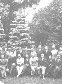 V4.JPG (18653 BYTES)