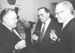 BB3.JPG (19016 BYTES)