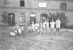 BA5.JPG (25827 BYTES)