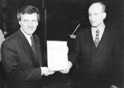 T1.JPG (17206 BYTES)