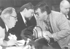 S1.JPG (10368 BYTES)