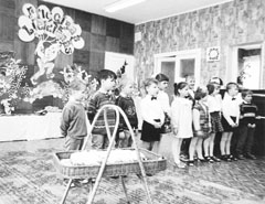 AA.JPG (23756 BYTES)