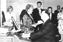 A6.JPG (26101 BYTES)