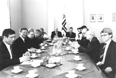 V1.JPG (21389 BYTES)