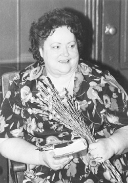 MI2.JPG (48388 BYTES)