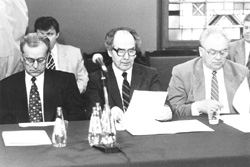 SE2.JPG (22551 BYTES)