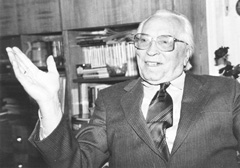 GR9.JPG (20992 BYTES)