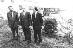 KG10.JPG (25240 BYTES)