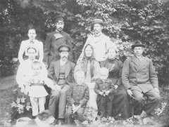 F1.JPG (28439 BYTES)