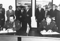 L2.JPG (16406 BYTES)