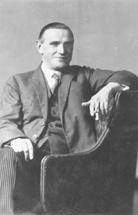 P13.JPG (14622 BYTES)