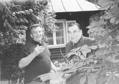 P10.JPG (18432 BYTES)