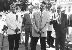 C1.JPG (19485 BYTES)