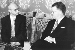 B1.JPG (16896 BYTES)