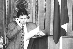 S3.JPG (17607 BYTES)