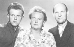 BI7.JPG (12384 BYTES)