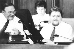 S1.JPG (15351 BYTES)