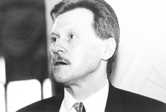 M22.JPG (10990 BYTES)