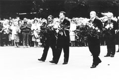 P5.JPG (15706 BYTES)