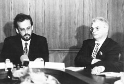 B1.JPG (15389 BYTES)