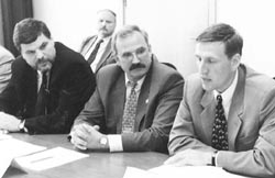 LAUK.JPG (13650 BYTES)