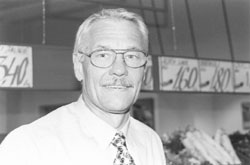 P1.JPG (11148 BYTES)