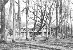 UN3.JPG (24894 BYTES)