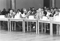 D2.JPG (21714 BYTES)