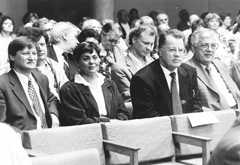 D4.JPG (25598 BYTES)