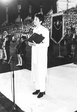 DB32.JPG (36028 BYTES)