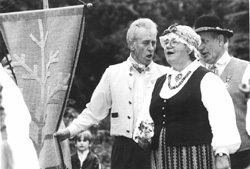 DN3.JPG (23527 BYTES)