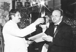 XX.JPG (22000 BYTES)